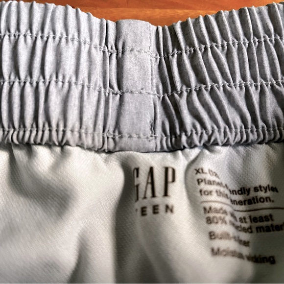 GAP Activewear Shorts Teen Girls Size XL (12) - Picture 4 of 4